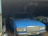 Mercedes-Benz E 300 1978 года за 350 000 тг. в Кокшетау – фото 2