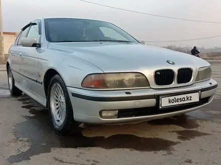 BMW 528 1998 года за 3 400 000 тг. в Алматы – фото 4