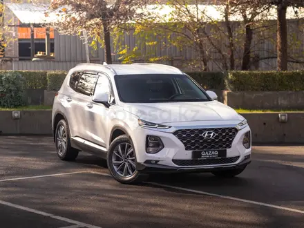 Hyundai Santa Fe 2019 года за 14 990 000 тг. в Алматы – фото 2