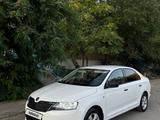 Skoda Rapid 2014 года за 3 700 000 тг. в Атырау – фото 2