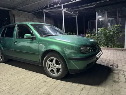 Volkswagen Golf 2002 года за 2 300 000 тг. в Алматы