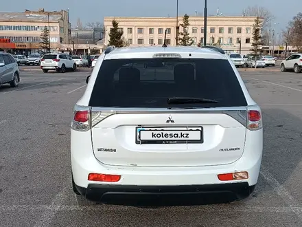 Mitsubishi Outlander 2012 года за 7 000 000 тг. в Тараз – фото 4