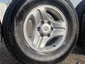 R 16 Toyota оригинал с резиной 265-70-16 nexen корея за 205 000 тг. в Алматы – фото 4