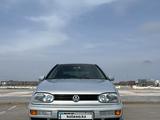 Volkswagen Golf 1997 годаүшін2 200 000 тг. в Астана – фото 3