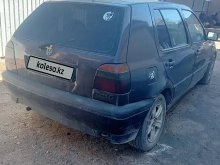 Volkswagen Golf 1995 года за 800 000 тг. в Алматы – фото 2