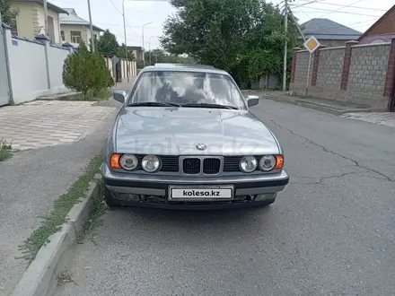 BMW 520 1988 года за 1 350 000 тг. в Шымкент