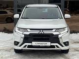 Mitsubishi Outlander 2022 года за 10 500 000 тг. в Уральск – фото 2