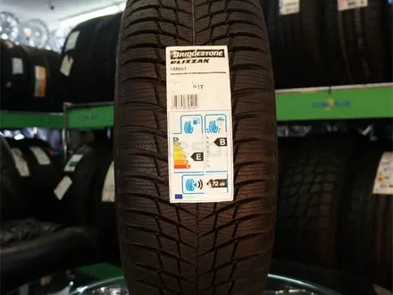 215-55-17 Bridgestone Blizzak LM001 за 79 300 тг. в Алматы