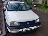 Volkswagen Golf 1993 годаүшін1 550 000 тг. в Караганда