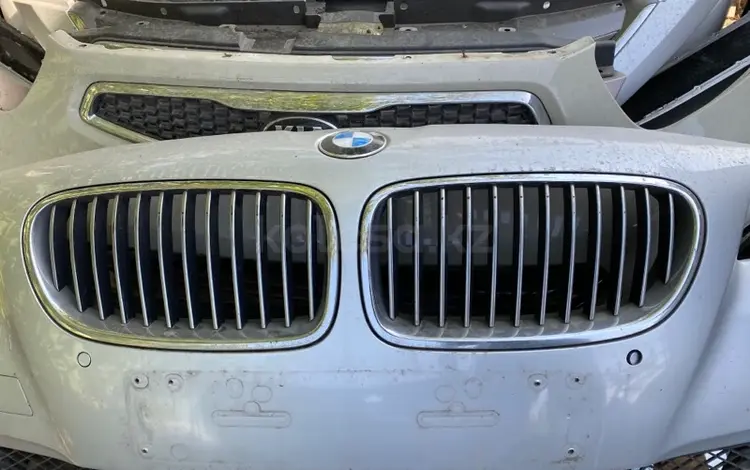 Решетка радиатора оригинал BMW 5-Seriesfor30 000 тг. в Астана
