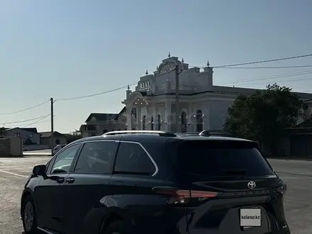 Toyota Sienna 2022 года за 18 000 000 тг. в Актау – фото 9