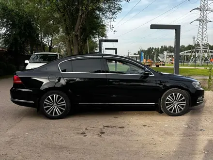 Volkswagen Passat 2012 года за 5 200 000 тг. в Алматы – фото 9