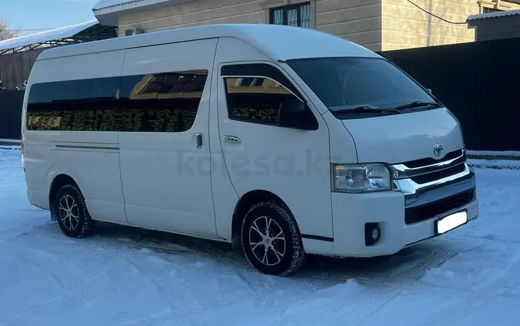 Toyota Hiace 2014 года за 15 300 000 тг. в Астана