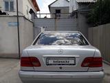 Mercedes-Benz E 230 1997 годаүшін2 400 000 тг. в Шымкент – фото 3