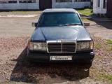 Mercedes-Benz E 230 1991 года за 950 000 тг. в Астана – фото 2