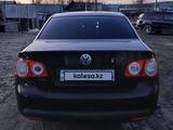 Volkswagen Jetta 2007 года за 2 400 000 тг. в Усть-Каменогорск – фото 2