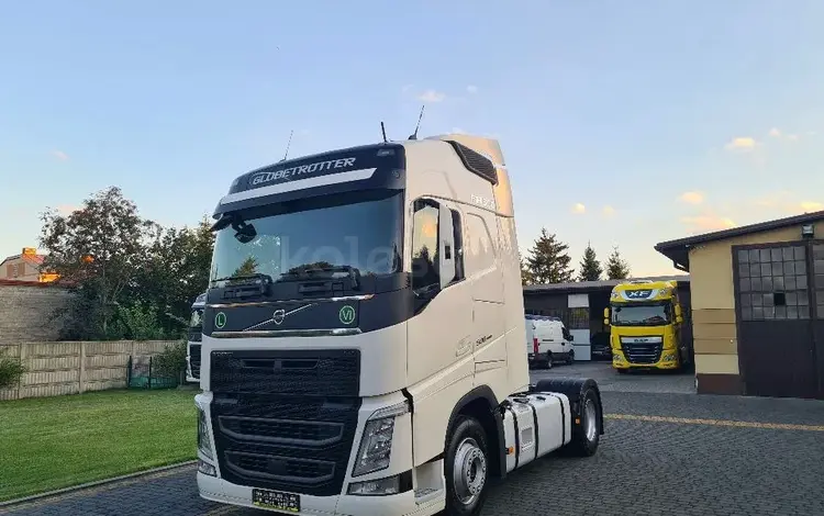 Volvo  *FH4 500* Globetrotter XL* ACC* TV* 2017 года за 35 700 000 тг. в Астана