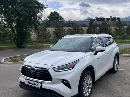 Toyota Highlander 2022 года за 28 900 000 тг. в Алматы