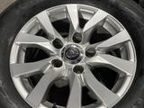 Диски (Оригинальные) с Резиной. На Toyota Land Cruiser за 450 000 тг. в Алматы – фото 3