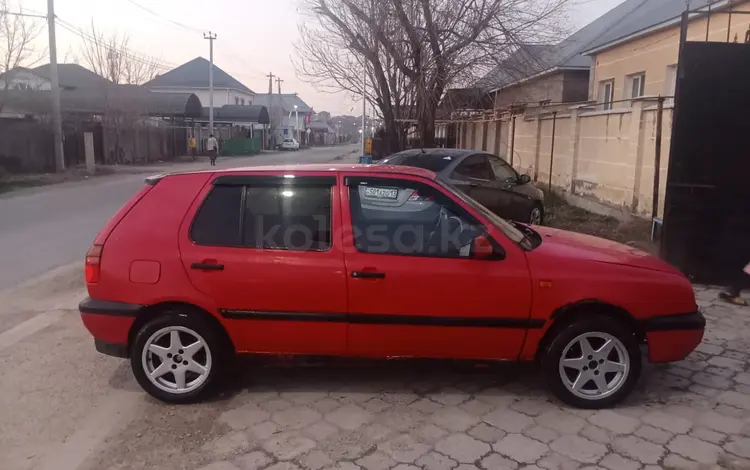 Volkswagen Golf 1994 годаүшін1 200 000 тг. в Шымкент