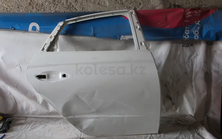 Дверь задняя правая Hyundai Sonata за 40 000 тг. в Караганда