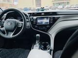 Toyota Camry 2019 года за 10 500 000 тг. в Караганда – фото 4