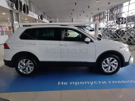 Volkswagen Tiguan Status 2.0 2022 года за 22 889 000 тг. в Усть-Каменогорск – фото 36