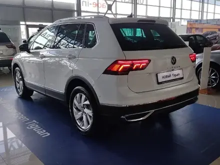 Volkswagen Tiguan Status 2.0 2022 года за 22 889 000 тг. в Усть-Каменогорск – фото 7