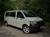 Volkswagen Caravelle 2007 года за 7 500 000 тг. в Караганда