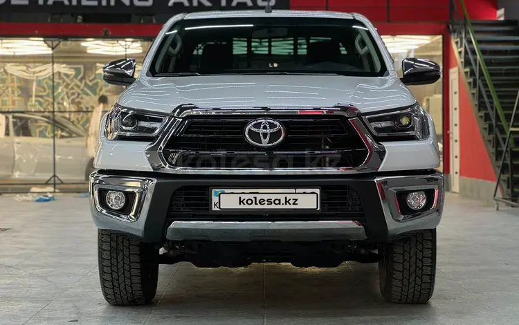 Toyota Hilux 2023 года за 21 700 000 тг. в Актау