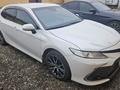 Toyota Camry 2021 годаfor16 500 000 тг. в Атырау – фото 2