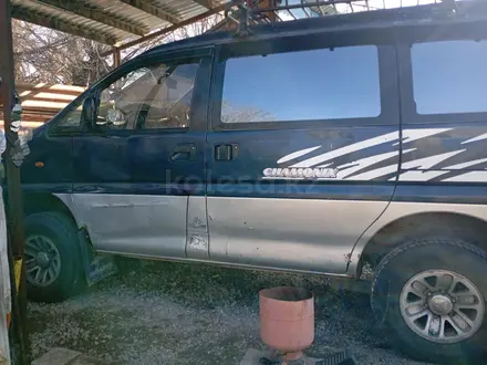 Mitsubishi Delica 1995 года за 2 600 000 тг. в Алматы – фото 6