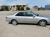 Toyota Camry 2000 года за 3 200 000 тг. в Алматы – фото 4