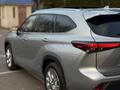Toyota Highlander 2023 года за 24 500 000 тг. в Алматы – фото 2