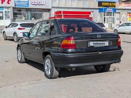 Opel Astra 1995 года за 1 300 000 тг. в Караганда – фото 4