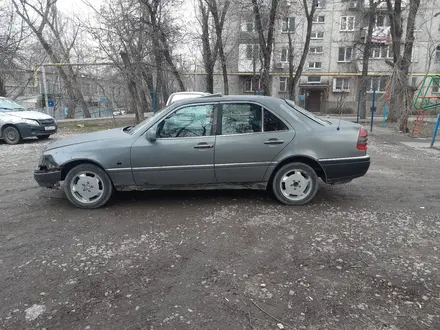 Mercedes-Benz C 180 1995 года за 1 100 000 тг. в Талдыкорган – фото 7