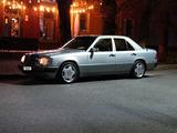 Mercedes-Benz E 220 1993 годаүшін3 500 000 тг. в Кентау – фото 3