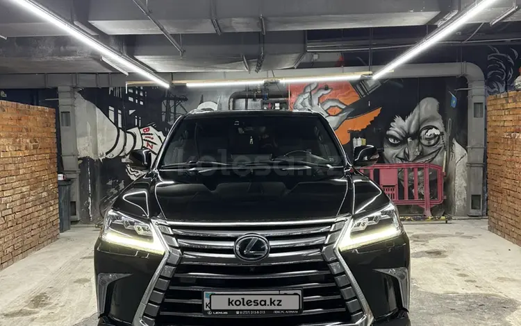 Lexus LX 570 2015 годаүшін43 000 000 тг. в Алматы