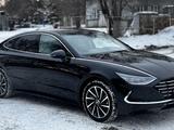 Hyundai Sonata 2023 года за 10 600 000 тг. в Алматы – фото 2