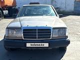 Mercedes-Benz E 200 1992 года за 1 300 000 тг. в Костанай