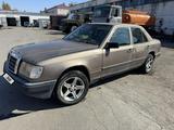 Mercedes-Benz E 200 1992 года за 1 300 000 тг. в Костанай – фото 2