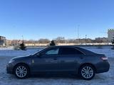 Toyota Camry 2010 года за 4 650 000 тг. в Актобе – фото 4
