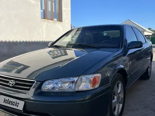 Toyota Camry, 2000