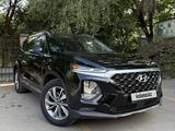 Hyundai Santa Fe 2019 года за 11 650 000 тг. в Алматы