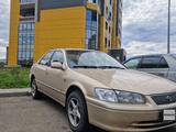 Toyota Camry 1998 годаүшін3 300 000 тг. в Семей – фото 4