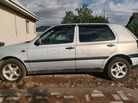 Volkswagen Golf 1995 года за 1 600 000 тг. в Алматы – фото 6