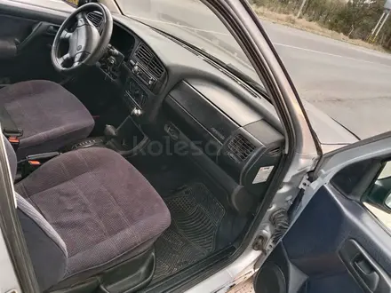 Volkswagen Golf 1995 года за 1 600 000 тг. в Алматы – фото 8