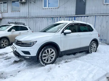 Volkswagen Tiguan 2018 года за 14 500 000 тг. в Алматы – фото 3