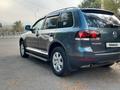 Volkswagen Touareg 2007 годаүшін8 500 000 тг. в Алматы – фото 34