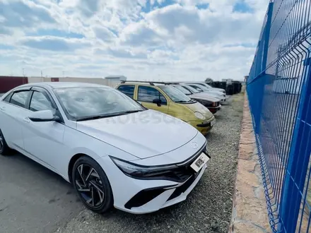 Hyundai Elantra 2024 года за 9 200 000 тг. в Семей – фото 2
